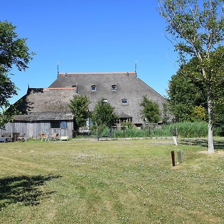 Bed and Breakfast De Hocht Nes  Exterior foto